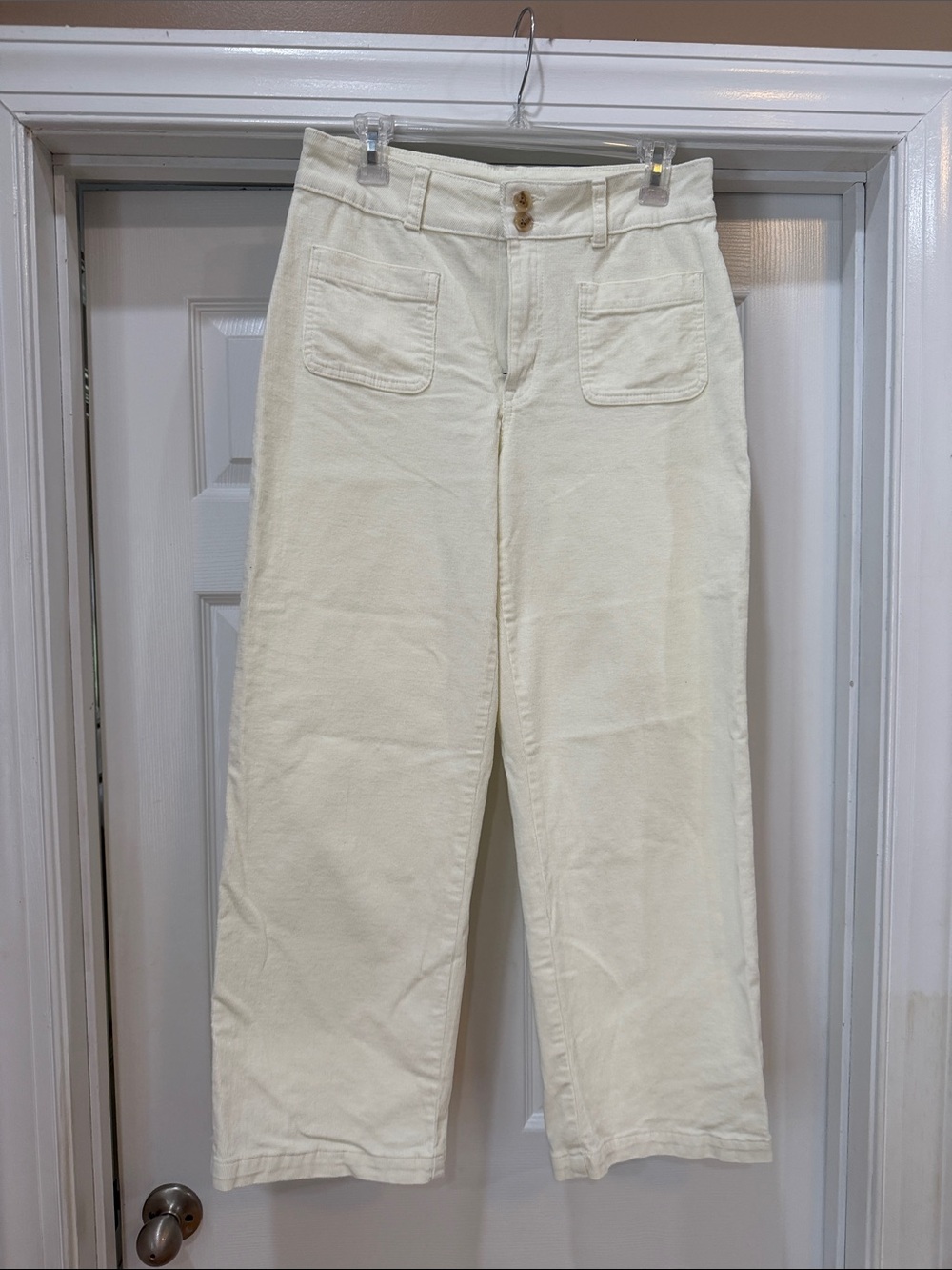 Maurice’s Cream High-Waist Straight cropped ankle Jeans. Sz 8 TALL. EUC